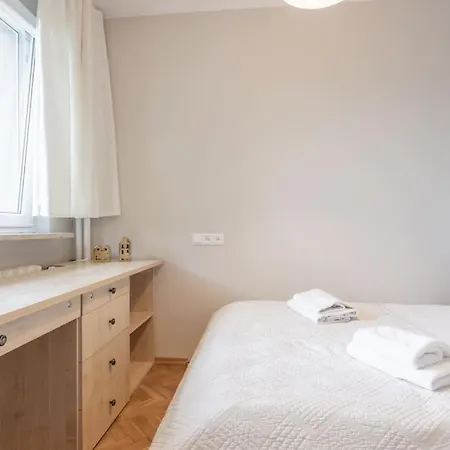 Urban Chic - One Bedroom - Center&zamenhofa *